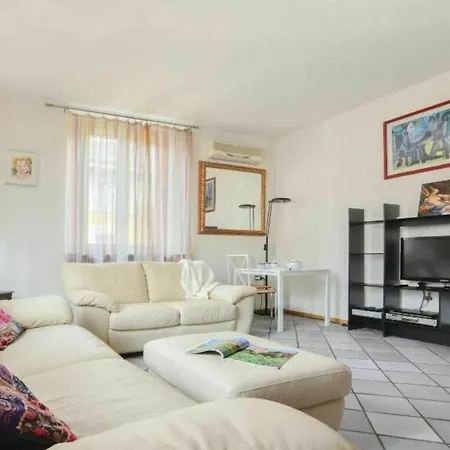 Marco D'oggiono By Halldis Apartment